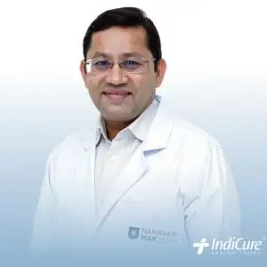 Dr. Manoj Jain, bariatric surgeon in Mumbai.